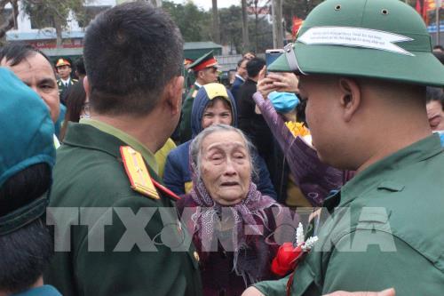 Xúc động hình ảnh tiễn tân binh lên đường nhập ngũ