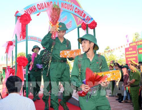 Xúc động hình ảnh tiễn tân binh lên đường nhập ngũ
