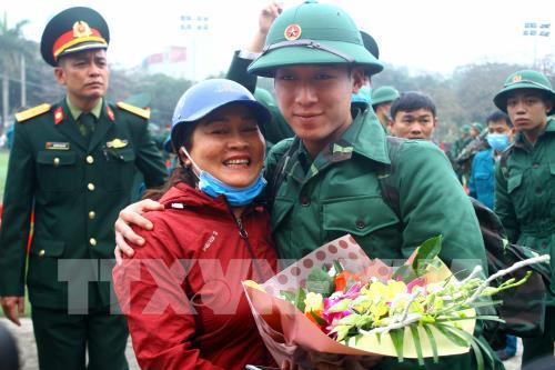 Xúc động hình ảnh tiễn tân binh lên đường nhập ngũ