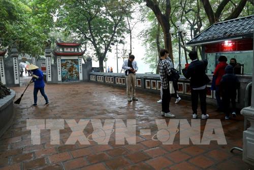 Hồ Gươm trong những ngày dịch do virus Corona