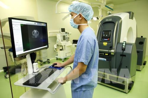 Hoàn thiện thể chế quản lý nhà nước về trang thiết bị y tế