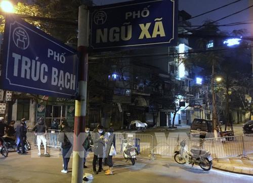 Phần “người” thời dịch bệnh