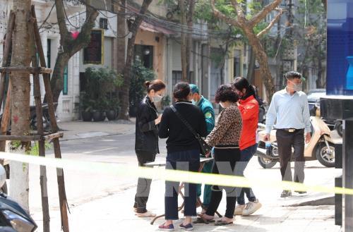 Cuộc sống người dân phố Trúc Bạch ngày đầu cách ly