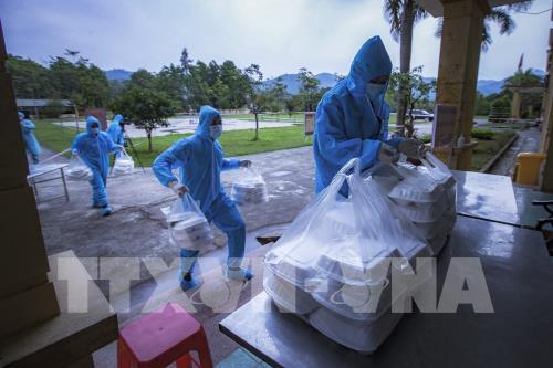 Dịch COVID-19: Cưỡng chế cách ly tập trung cặp vợ chồng ở Bạc Liêu
