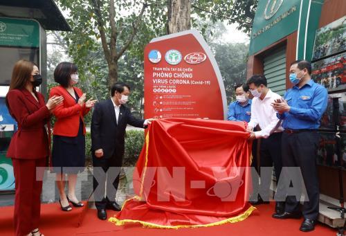 Dịch COVID-19: Lắp đặt 100 trạm rửa tay miễn phí phục vụ người dân