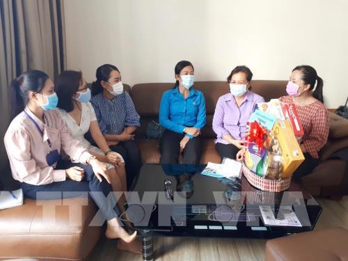 Dịch COVID-19: Tp Hồ Chí Minh hỗ trợ lao động mất việc làm, giảm giá nhà trọ cho công nhân