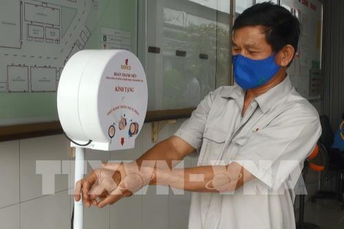 Việt Nam-Trung Quốc giao thương trực tuyến sản phẩm phòng chống dịch