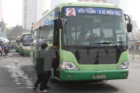 Vận tải hành khách công cộng bằng xe buýt giảm mạnh