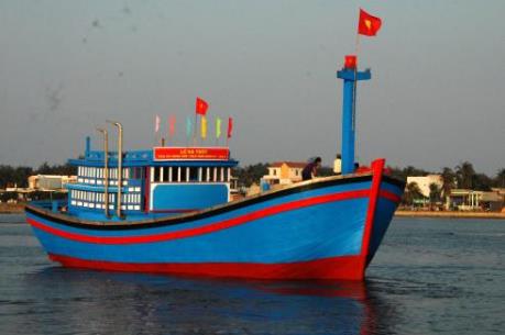 Ứng phó với bão số 1: Nam Định nghiêm cấm tàu thuyền ra khơi