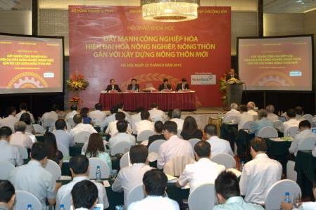  Hiện đại hóa nông nghiệp nông thôn còn chậm 