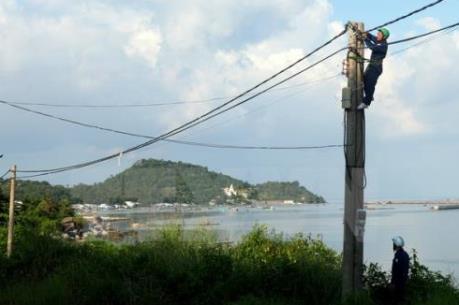 Kiên Giang đầu tư đưa điện ra các xã đảo