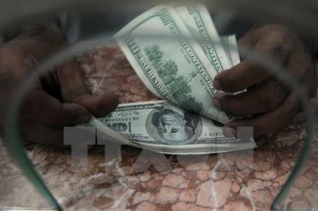 Đồng USD suy yếu trước cuộc họp của Fed