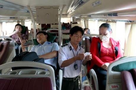 Cà Mau: Các doanh nghiệp vận tải vẫn "chây ỳ" không giảm giá cước