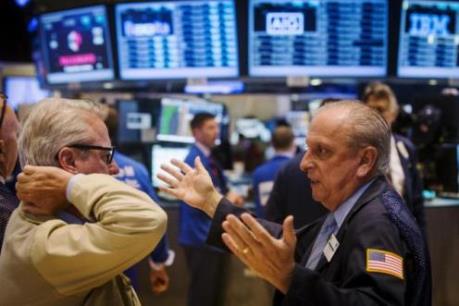 Sắc đỏ áp đảo trên bản đồ chứng khoán Âu-Mỹ