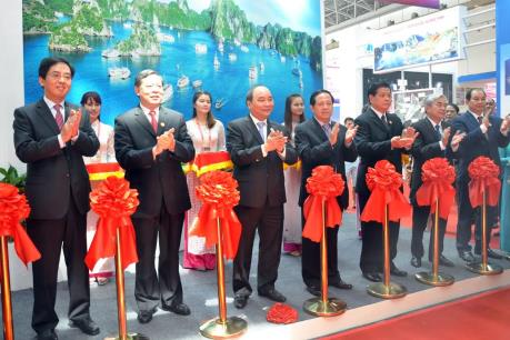Việt Nam tham dự Hội chợ Thương mại Trung Quốc-ASEAN