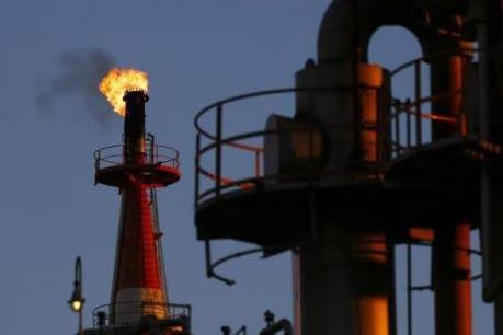 Giá dầu chiều ngày 17/8 giảm do các hoạt động chốt lời