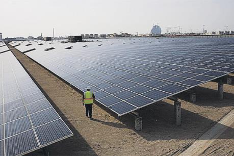 UAE đầu tư 35 tỷ USD phát triển năng lượng sạch