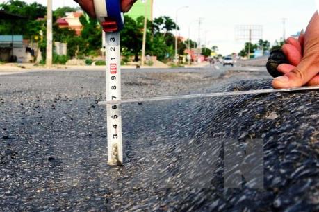 Quốc lộ 14 phải sửa vì mặt đường kém chất lượng