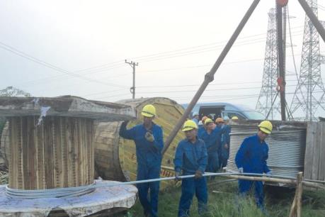 Cấp điện cho miền Nam: Vẫn vướng ở khâu giải phóng mặt bằng