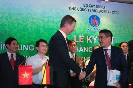 Sẽ có kính tiết kiệm năng lượng “Made in Vietnam”