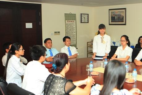 Tập đoàn Bảo Việt trao học bổng cho sinh viên xuất sắc 