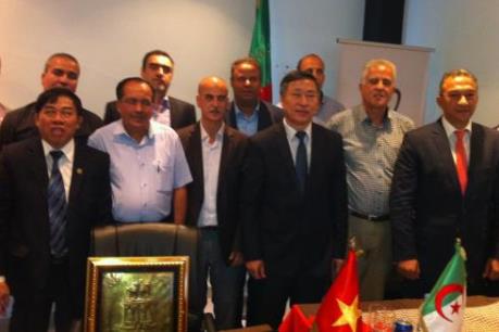 Việt Nam sẵn sàng tăng cường hợp tác kinh tế với Algeria