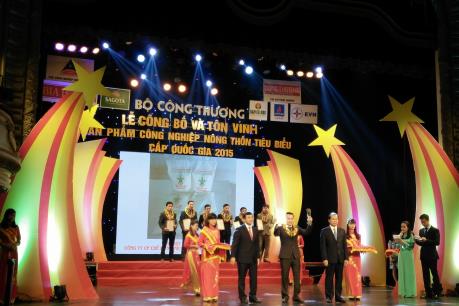 Tôn vinh 100 sản phẩm công nghiệp nông thôn tiêu biểu quốc gia 2015