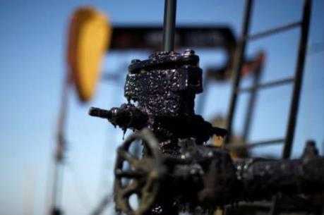 Giá dầu thế giới lao dốc sau báo cáo GDP của Trung Quốc 