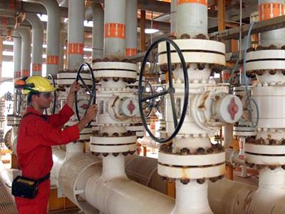 Iran và Nga ký thỏa thuận hợp tác trị giá hơn 25 tỷ USD