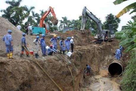 Dự án nước sông Đà 2: Tạm dừng ký hợp đồng với nhà thầu cung cấp ống gang dẻo