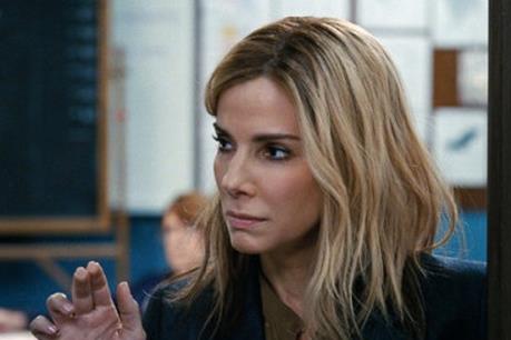 Rạp chiếu thất thế trước Halloween