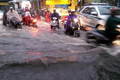 Dự báo thời tiết 10 ngày tới: Miền Bắc mưa dông, miền Trung nắng nóng