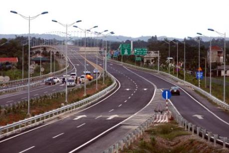 Hoàn thành sửa chữa diện tích hằn lún trên cao tốc Nội Bài-Lào Cai