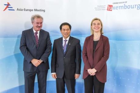 Việt Nam đang ngày càng hấp dẫn về đầu tư và du lịch