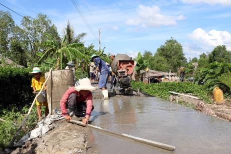 Xây dựng nông thôn mới: Không bắt buộc người dân đóng góp