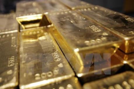 Giá vàng giảm mạnh nhất trong vòng ba tháng