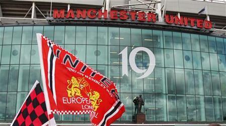 Doanh thu của Manchester United tăng mạnh nhờ Champions League