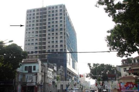 Khẩn trương xem xét phương án phá dỡ phần sai phạm nhà 8B Lê Trực