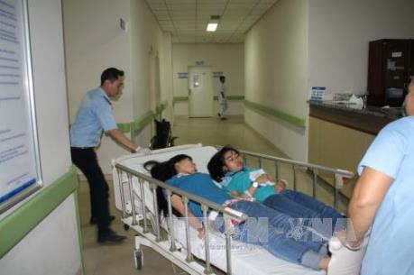Đồng Nai: Hơn 100 công nhân nghi ngộ độc thực phẩm phải nhập viện cấp cứu