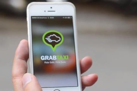 Taxi truyền thống chao đảo vì “Uber taxi, Grab taxi”
