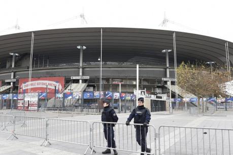 Pháp công bố ảnh đối tượng đánh bom liều chết thứ 3 bên ngoài sân vận động quốc gia