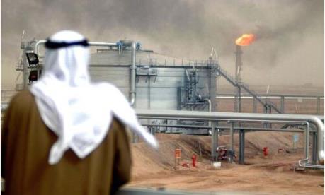 Saudi Arabia giành ngôi nhà khai thác dầu mỏ lớn nhất thế giới từ tay Nga 