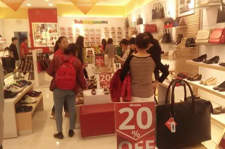 Black friday: Mua sắm đồ hiệu giá mềm
