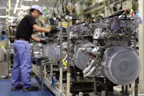 Sản xuất tại Nhật Bản vẫn "phập phù"