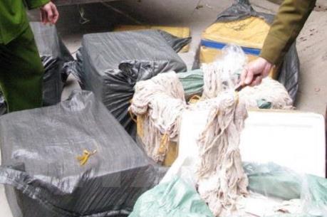 Quảng Ninh bắt giữ gần 1 tấn nội tạng động vật đang bốc mùi hôi thối