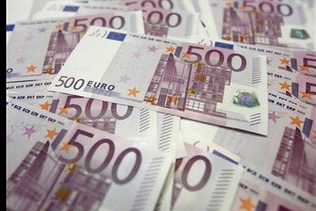 Euro vẫn vững giá sau quyết sách của ECB