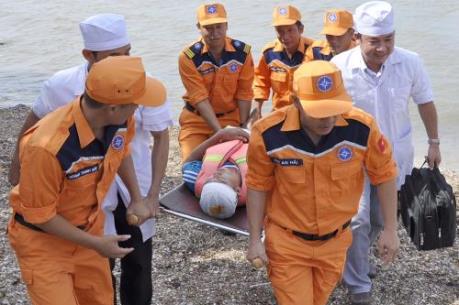 Diễn tập tìm kiếm cứu nạn hàng hải trong vùng nước cảng biển