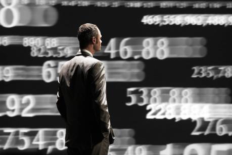 Cổ phiếu ngân hàng và dầu khí kéo Vn-Index xuống 565 điểm