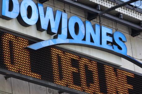 Chứng khoán Mỹ biến động trái chiều ngày 3/2