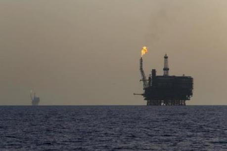 Giá dầu thế giới ngày 20/4 tăng 4% theo sau báo cáo của EIA